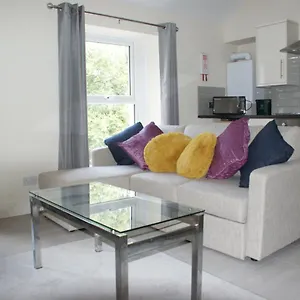  Apartment Coastal - Uplands